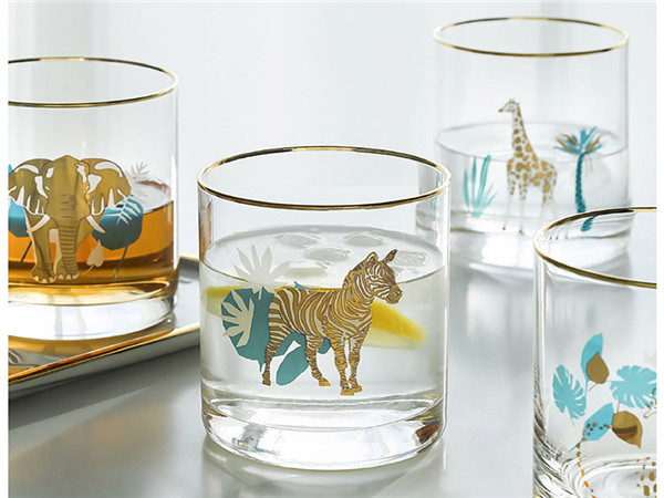 玻璃杯打印機(jī)-玻璃杯噴繪機(jī)(圖1) 玻璃杯打印機(jī)-玻璃杯噴繪機(jī)(圖1)